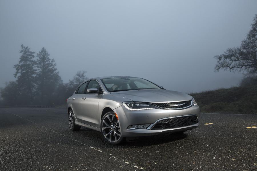  Chrysler 200C (UF) 2014 года  (фото 24 из 50)